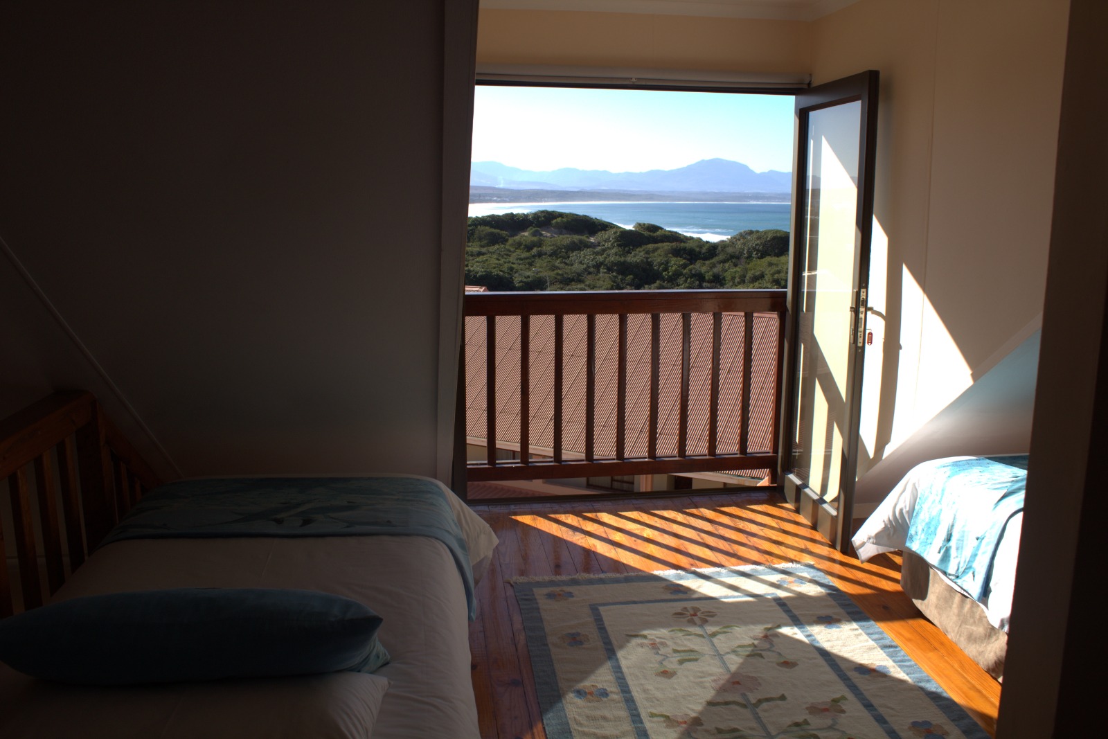 Top balcony Top balcony